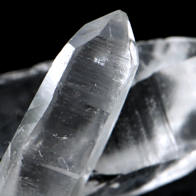 レムリアンシード 水晶 ポイント ライトニング水晶 雷水晶 単結晶 天然石 ブラジル ミナスジェライス州 セーラ・デ・カブラル産
