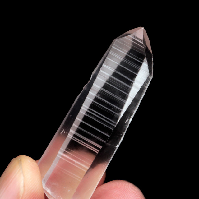 レムリアンシード 水晶 ポイント ライトニング水晶 雷水晶 単結晶 天然石 ブラジル ミナスジェライス州 セーラ・デ・カブラル産