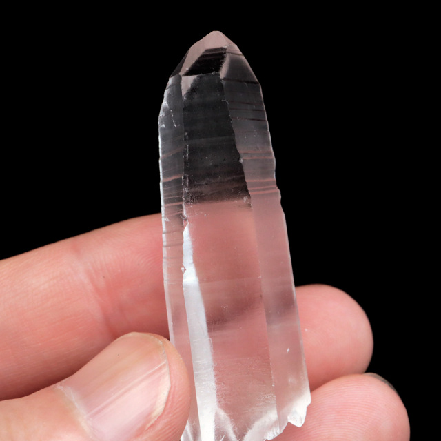 レムリアンシード 水晶 ポイント ライトニング水晶 雷水晶 単結晶 天然石 ブラジル ミナスジェライス州 セーラ・デ・カブラル産