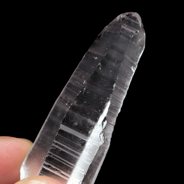 レムリアンシード 水晶 ポイント ライトニング水晶 雷水晶 単結晶 天然石 ブラジル ミナスジェライス州 セーラ・デ・カブラル産