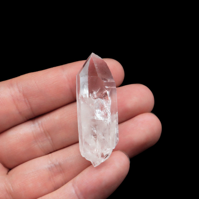 レムリアンシード 水晶 ポイント ライトニング水晶 雷水晶 単結晶 天然石 ブラジル ミナスジェライス州 セーラ・デ・カブラル産