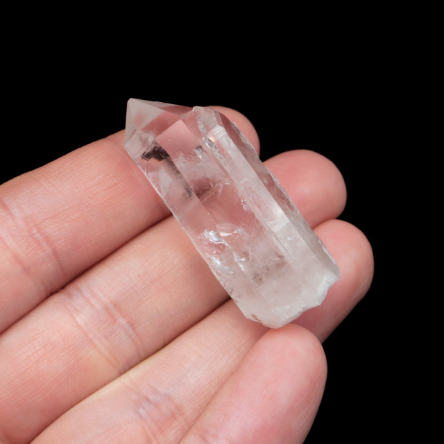 レムリアンシード 水晶 ポイント ライトニング水晶 雷水晶 単結晶 天然石 ブラジル ミナスジェライス州 セーラ・デ・カブラル産