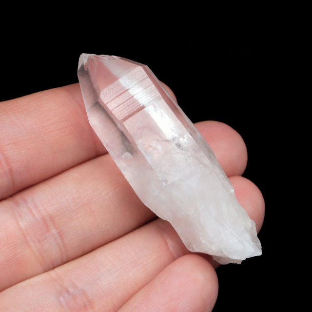 レムリアンシード 水晶 ポイント ライトニング水晶 雷水晶 単結晶 天然石 ブラジル ミナスジェライス州 セーラ・デ・カブラル産
