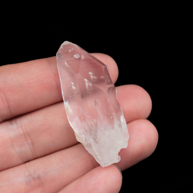 レムリアンシード 水晶 ポイント ライトニング水晶 雷水晶 単結晶 天然石 ブラジル ミナスジェライス州 セーラ・デ・カブラル産