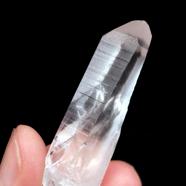 レムリアンシード 水晶 ポイント ライトニング水晶 雷水晶 単結晶 天然石 ブラジル ミナスジェライス州 セーラ・デ・カブラル産