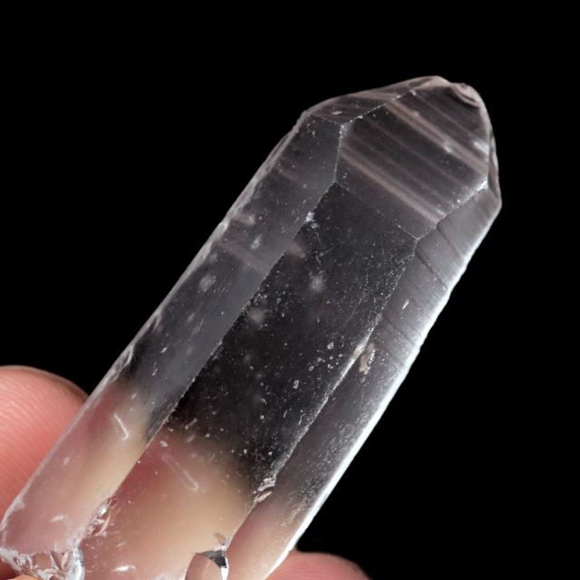 レムリアンシード 水晶 ポイント ライトニング水晶 雷水晶 単結晶 天然石 ブラジル ミナスジェライス州 セーラ・デ・カブラル産