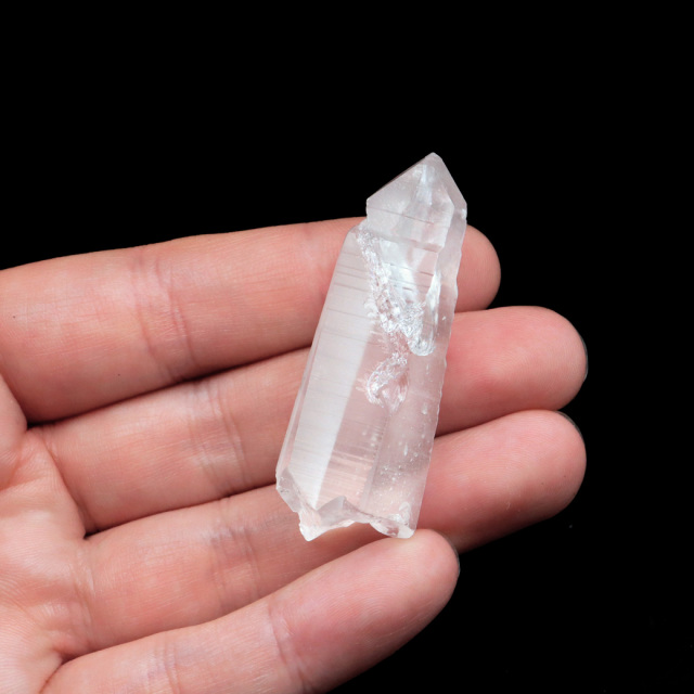 レムリアンシード 水晶 ポイント ライトニング水晶 雷水晶 単結晶 天然石 ブラジル ミナスジェライス州 セーラ・デ・カブラル産