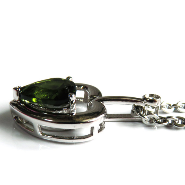 宝石質5A Silver925使用 モルダバイトペンダント