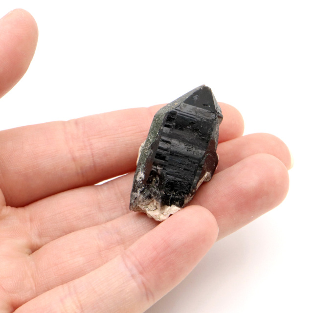モリオン 黒水晶 原石 ポイント 山東省産 1点物 浄化 魔除け 天然石 パワーストーン