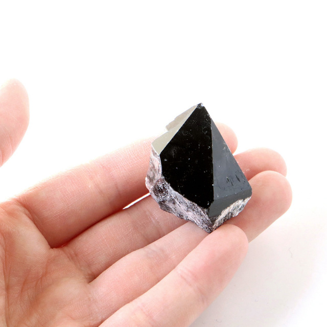 山東省産 モリオン 黒水晶 原石 浄化 魔除け 天然石 パワーストーン