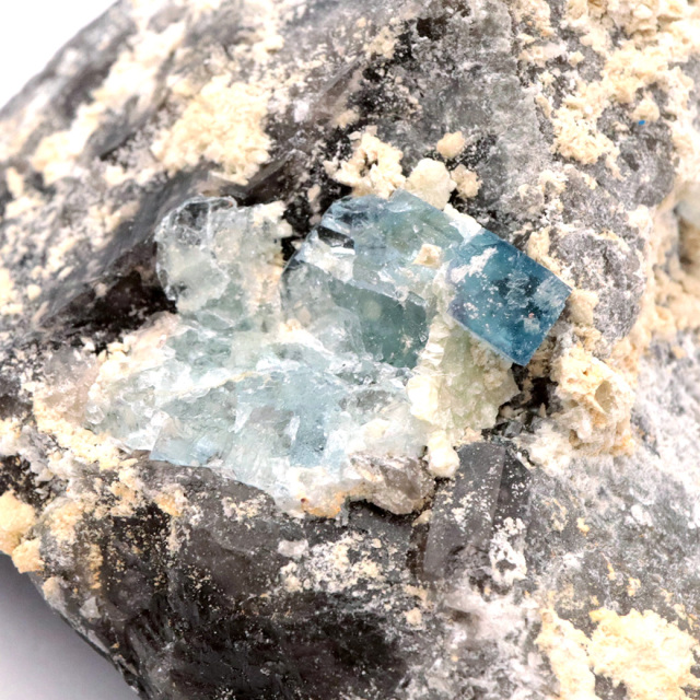 モリオン 黒水晶 原石 ポイント 山東省産 1点物 浄化 魔除け 天然石 パワーストーン