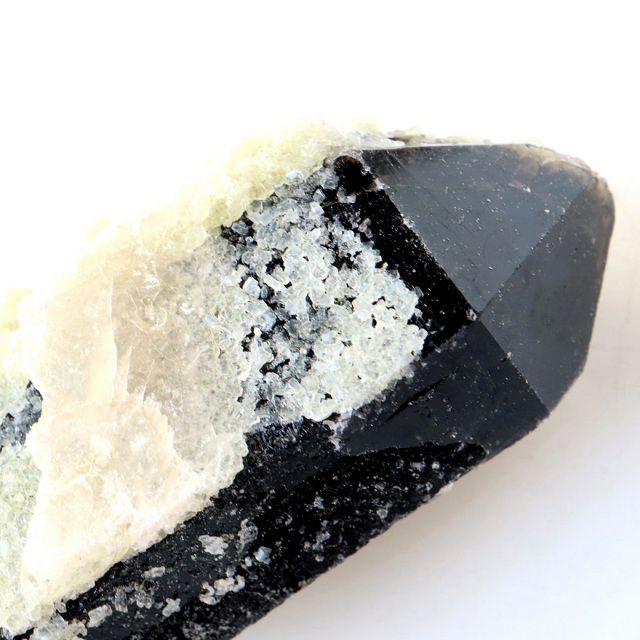 山東省産 モリオン 黒水晶 原石 浄化 魔除け 天然石 パワーストーン