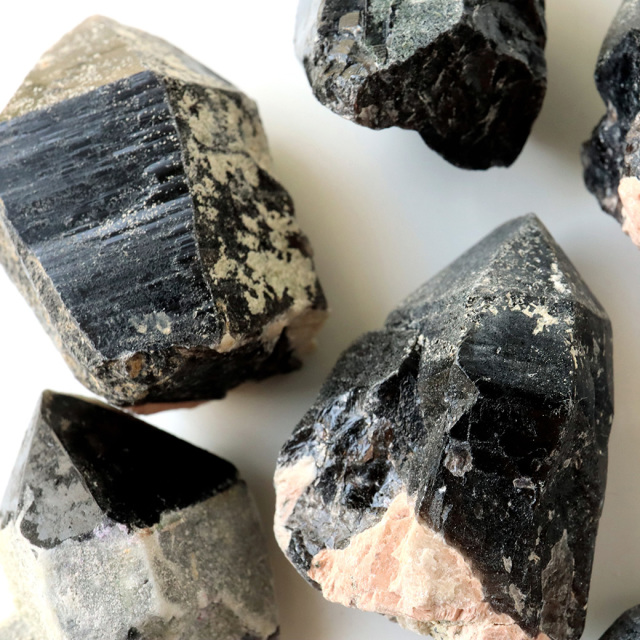 山東省産 モリオン 黒水晶 原石 浄化 魔除け 天然石 パワーストーン