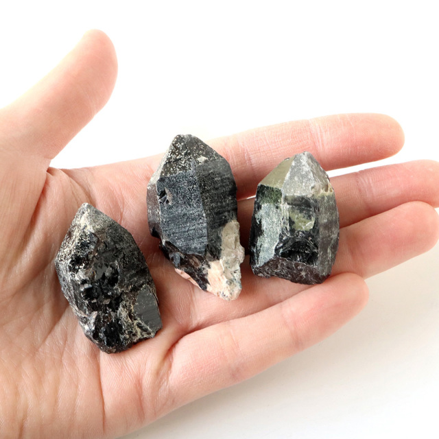 山東省産 モリオン 黒水晶 原石 浄化 魔除け 天然石 パワーストーン