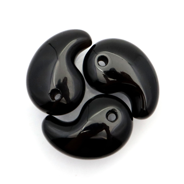 黒水晶 本物 モリオン 勾玉 まがたま 30 x 20mm お守り モーリオン アクセサリー ネックレスづくりのパーツに 天然石