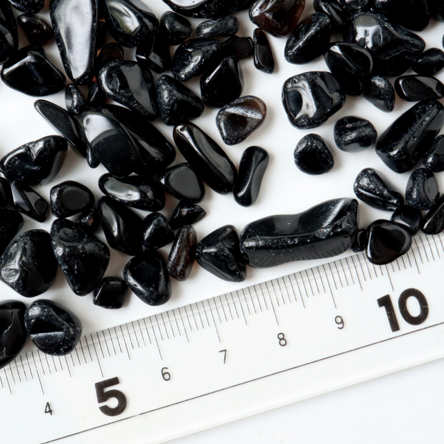 モリオン（黒水晶） 高品質 さざれ石 100g サイズ小 天然石