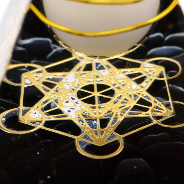 オルゴナイト ピラミッド 六芒星 天然石 さざれ オブシディアン 幅 約5cm orgonite pyramid  置物 パワーストーン