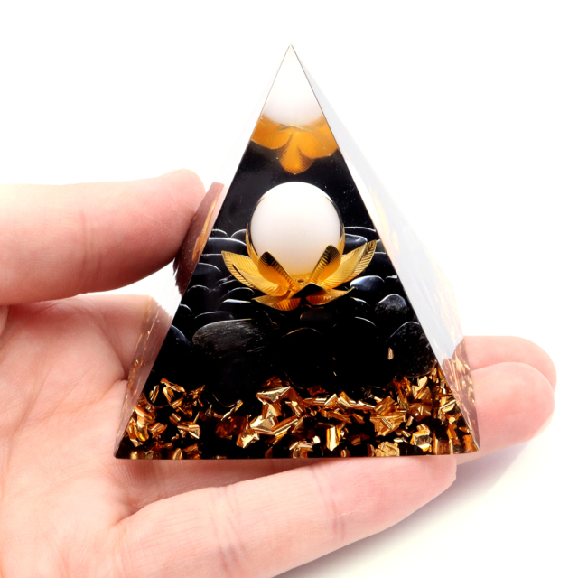オルゴナイト ピラミッド オブシディアン さざれ入り 蓮の花 orgonite pyramid  置物 天然石 パワーストーン 浄化