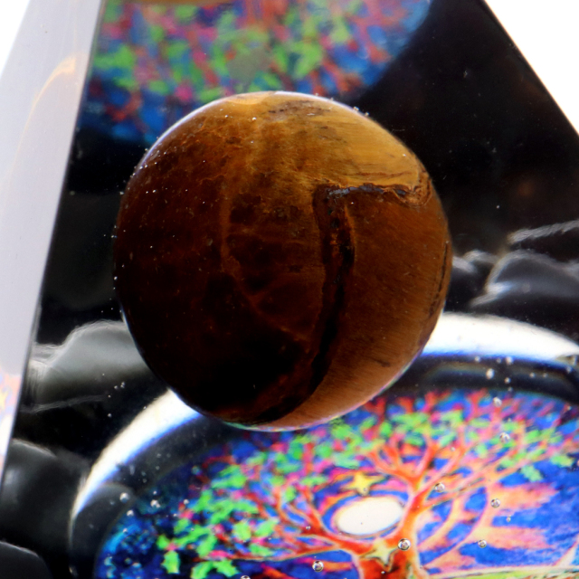 オルゴナイト ピラミッド 招財樹 オブシディアン さざれ タイガーアイ 丸玉入り orgonite pyramid  置物 天然石 パワーストーン 浄化