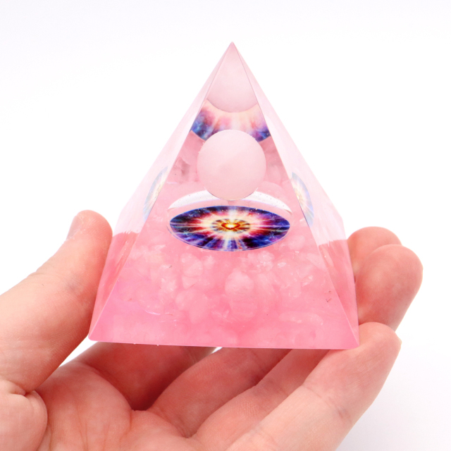 オルゴナイト ピラミッド 愛心 ハート ローズクォーツ さざれ orgonite pyramid  置物 天然石 パワーストーン 浄化