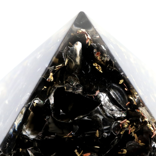 モリオン使用 オルゴナイト ピラミッド 黒水晶 大人気 スピリチュアルグッズ 幅約30mm前後 コイル無し