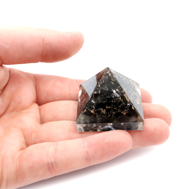 モリオン使用 オルゴナイト ピラミッド 黒水晶 大人気 スピリチュアルグッズ 幅約30mm前後 コイル無し