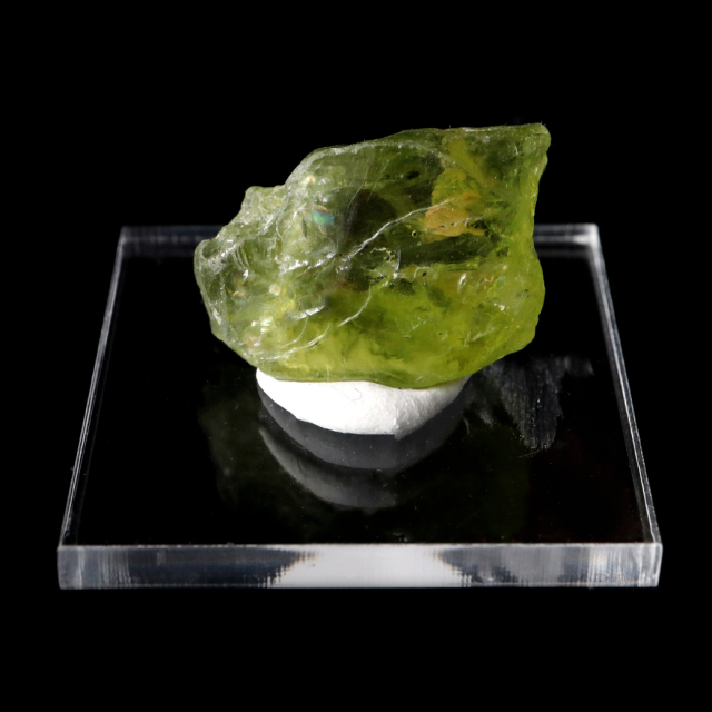 ペリドット 原石 アリゾナ州産 1点もの 宝石質 加工用 台付き 標本 ツーソン展示会商品 橄欖石 鉱物 結晶 天然石 8月 誕生石