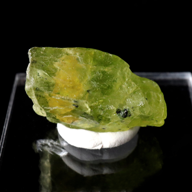ペリドット 原石 アリゾナ州産 1点もの 宝石質 加工用 台付き 標本 ツーソン展示会商品 橄欖石 鉱物 結晶 天然石 8月 誕生石