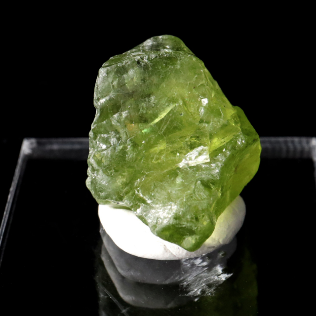 ペリドット 原石 アリゾナ州産 1点もの 宝石質 加工用 台付き 標本 ツーソン展示会商品 橄欖石 鉱物 結晶 天然石 8月 誕生石