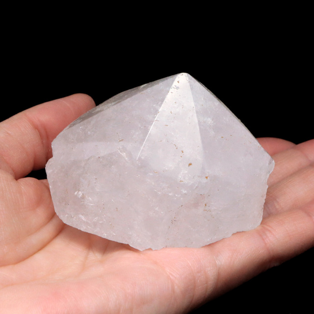 水晶 ポイント 底切り ロッククリスタル 原石 ブラジル産 天然石 1点物 パワーストーン 浄化 ヒーリング 置き物 4月 誕生石