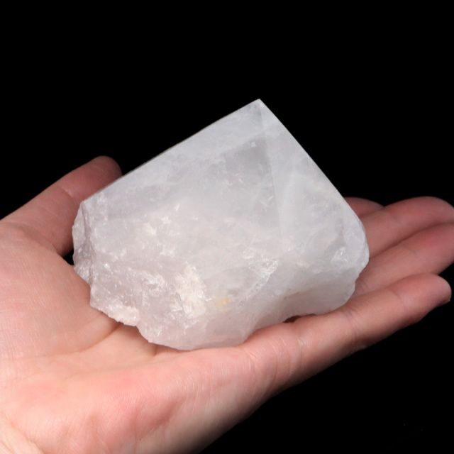 水晶 ポイント 底切り ロッククリスタル 原石 ブラジル産 天然石 1点物 パワーストーン 浄化 ヒーリング 置き物 4月 誕生石