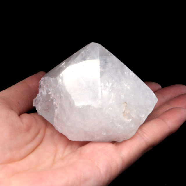 水晶 ポイント 底切り ロッククリスタル 原石 ブラジル産 天然石 1点物 パワーストーン 浄化 ヒーリング 置き物 4月 誕生石