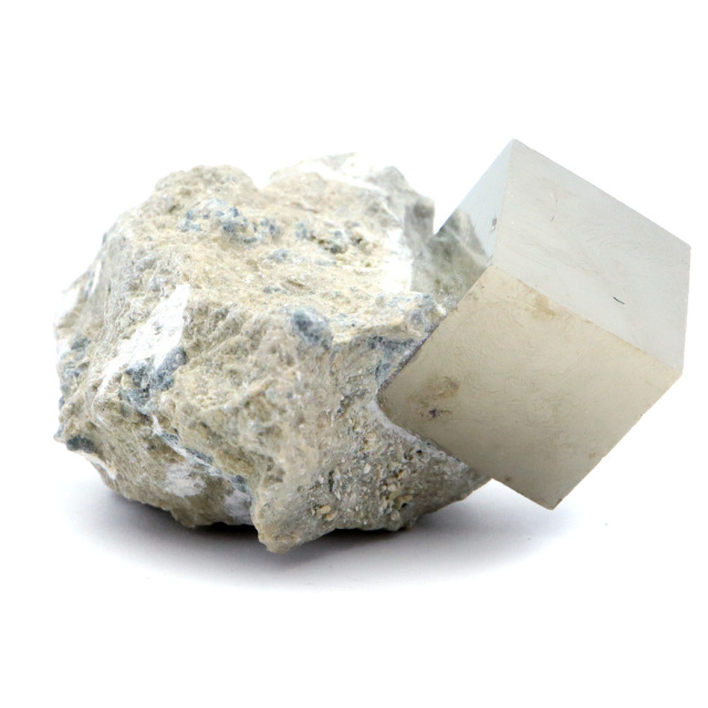 パイライト 原石 母岩付き スペイン ナバフン産 キュービック 結晶 1点もの 黄鉄鉱 pyrite パワーストーン 天然石