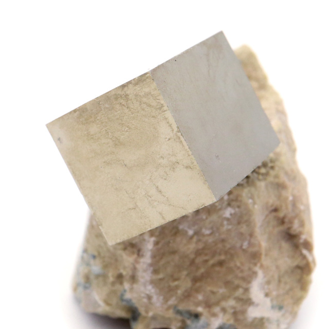 パイライト 原石 母岩付き スペイン ナバフン産 キュービック 結晶 1点もの 黄鉄鉱 pyrite パワーストーン 天然石