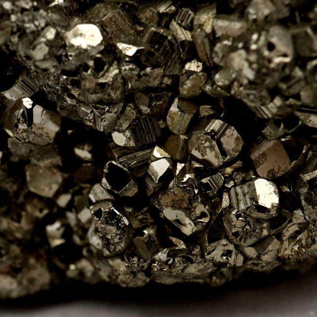パイライト 原石 ペルー産 1点もの 黄鉄鉱 pyrite パワーストーン 天然石