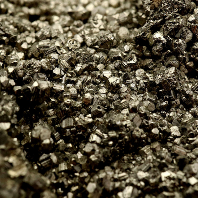 パイライト 原石 ペルー産 1点もの 黄鉄鉱 pyrite パワーストーン 天然石