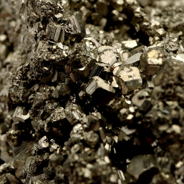 パイライト 原石 ペルー産 1点もの 黄鉄鉱 pyrite パワーストーン 天然石