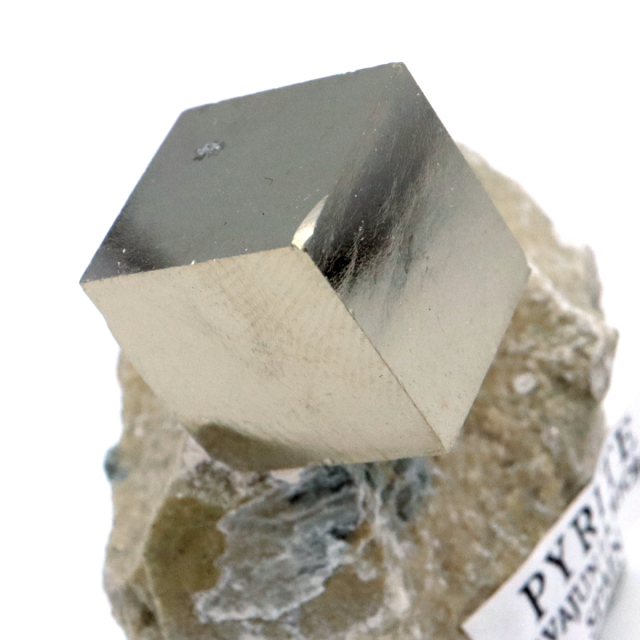 パイライト 原石 母岩付き スペイン ナバフン産 キュービック 結晶 1点もの 黄鉄鉱 pyrite パワーストーン 天然石