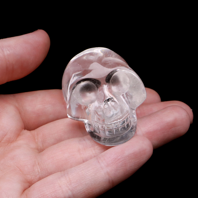 天然水晶の手彫り宇宙人の頭蓋骨 ー(その他ブランド)|宇宙人頭骨|HARDOFFオフモール（オフモ