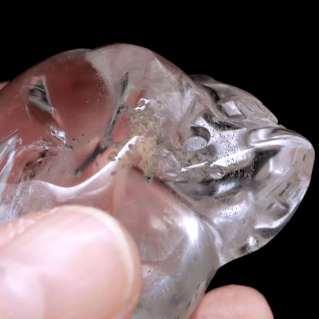 クリスタル スカル 天然水晶 虹入り 骸骨 置物 アイリスクォーツ ドクロ ブラジル産 1点もの 天然石 パワーストーン