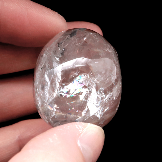 クリスタル スカル 天然水晶 虹入り 骸骨 置物 アイリスクォーツ ドクロ ブラジル産 1点もの 天然石 パワーストーン