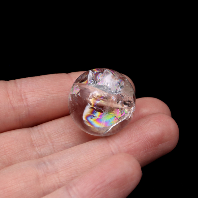 アイリスクォーツ 丸玉 水晶 虹入り AA 天然 直径約24mm 台座付き レインボー パワーストーン 天然石