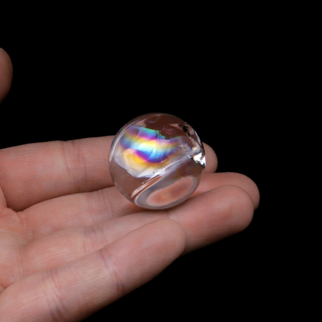 アイリスクォーツ 丸玉 水晶 虹入り AA 天然台座付き レインボー パワーストーン 天然石 1点もの 置き物 玉 球 本物 風水 グッズ 占い