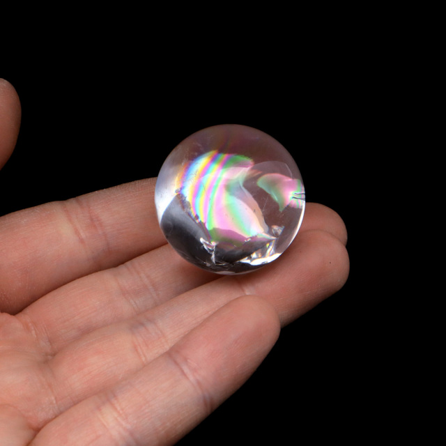 アイリスクォーツ 丸玉 水晶 虹入り AA 天然台座付き レインボー パワーストーン 天然石 1点もの 置き物 玉 球 本物 風水 グッズ 占い