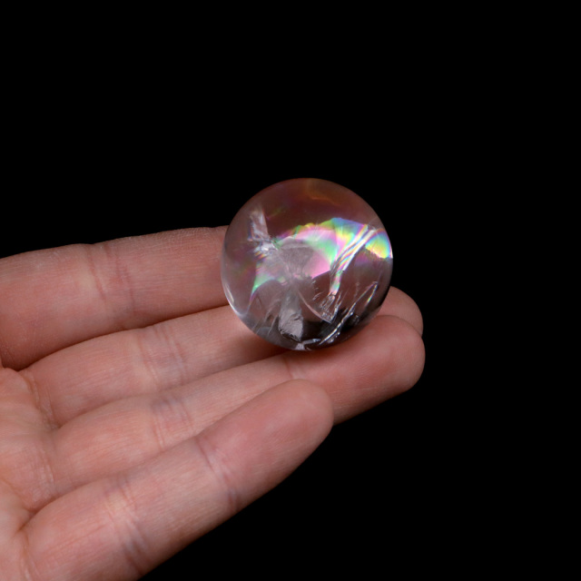 アイリスクォーツ 丸玉 水晶 虹入り AA 天然台座付き レインボー パワーストーン 天然石 1点もの 置き物 玉 球 本物 風水 グッズ 占い