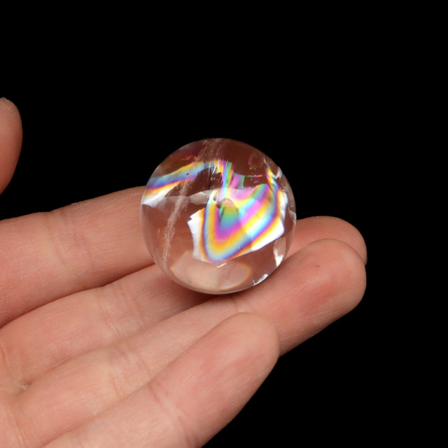 アイリスクォーツ 丸玉 水晶 虹入り AA 天然台座付き レインボー パワーストーン 天然石 1点もの 置き物 玉 球 本物 風水 グッズ 占い