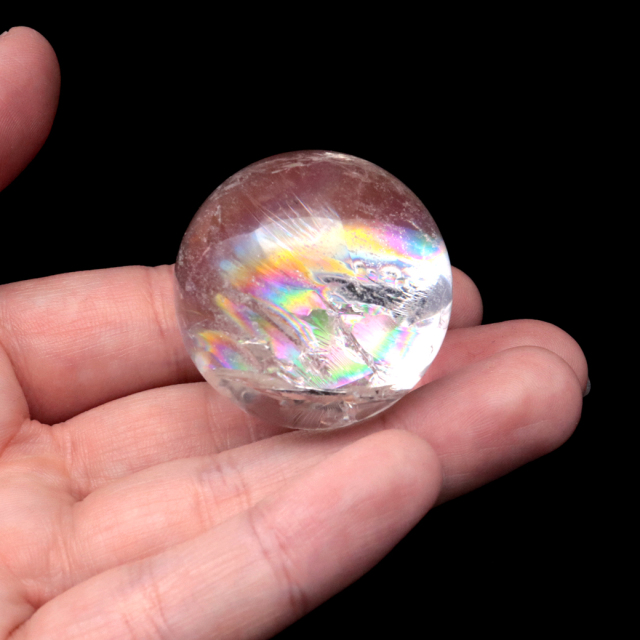 アイリスクォーツ 丸玉 水晶 虹入り 天然 台座付き レインボー パワーストーン 天然石 1点もの クリスタル 七色 置き物