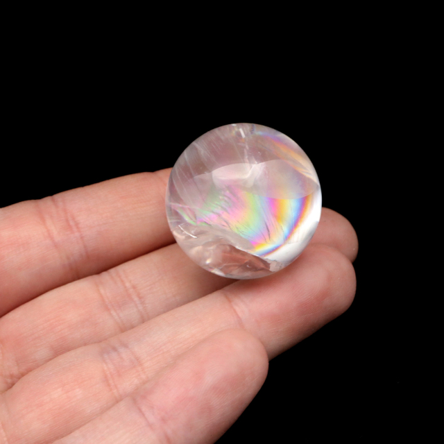 アイリスクォーツ 丸玉 水晶 虹入り AA 天然 台座付き レインボー パワーストーン 天然石 1点もの 置き物 玉 球 本物 風水 グッズ 占い