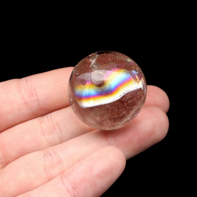 アイリスクォーツ 丸玉 水晶 虹入り AA 天然 台座付き レインボー パワーストーン 天然石 1点もの 置き物 玉 球 本物 風水 グッズ 占い
