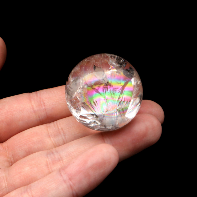 アイリスクォーツ 丸玉 水晶 虹入り AA 天然 台座付き レインボー パワーストーン 天然石 1点もの 置き物 玉 球 本物 風水 グッズ 占い